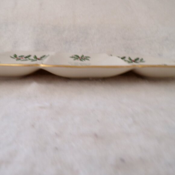 Lenox Three Sectioned Server Holiday Collection Holly Berry 24K GOLD - Picture 6 of 8